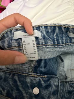 No Boundaries slouchy short shorts