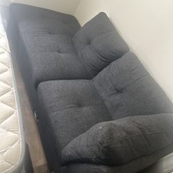 Sectional Couch With Cup Holder