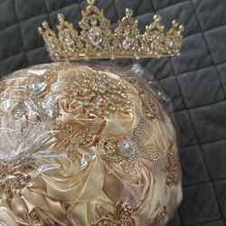 Tiara And Bouquet 