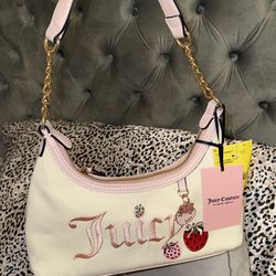Juicy Couture bag 🍓