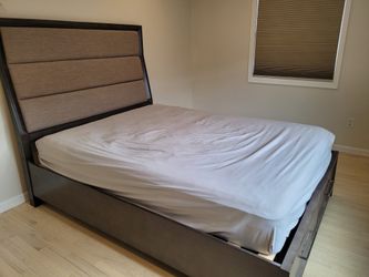 Queen Storage Bed, Great Condition