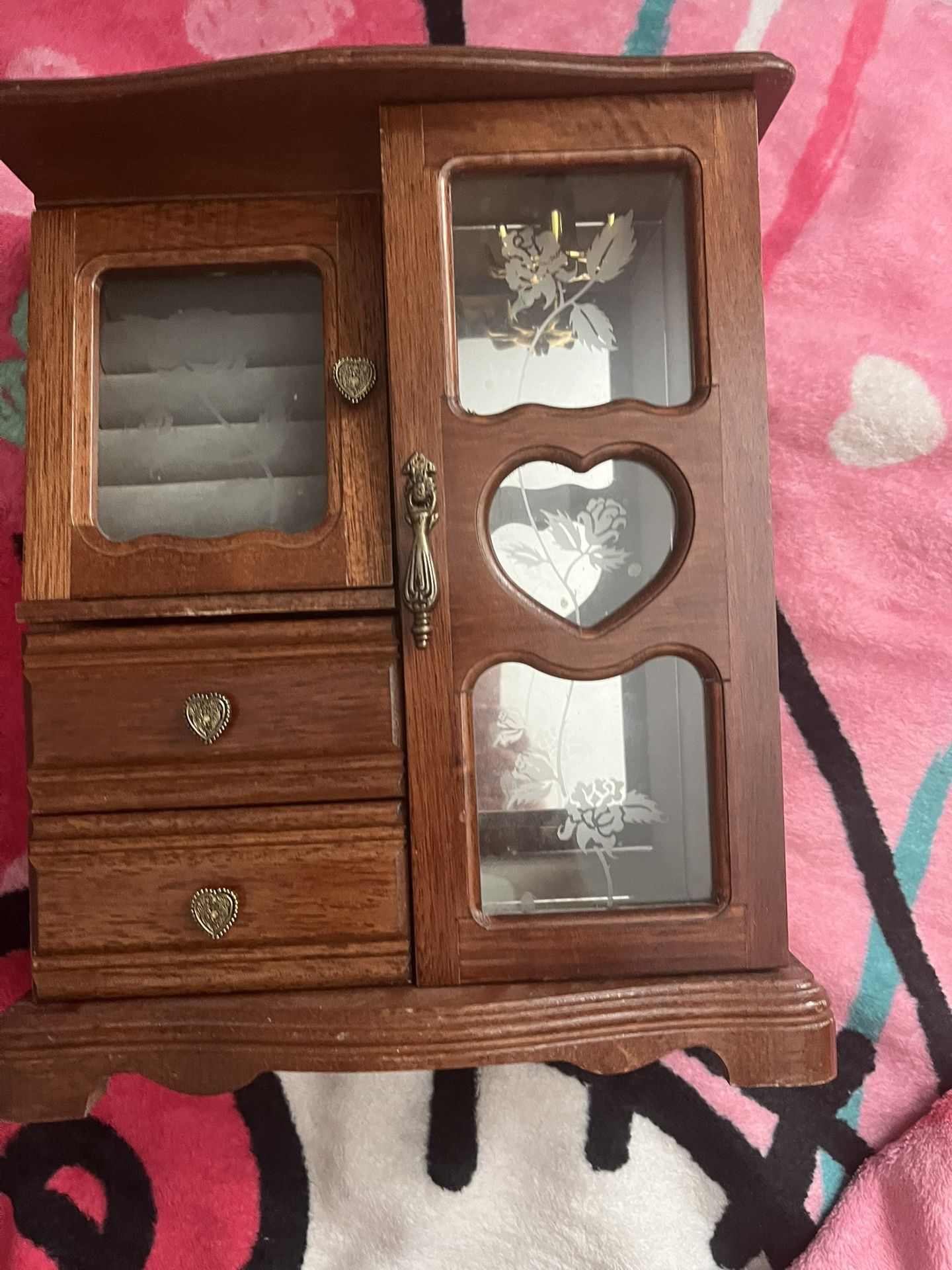 💎✨ Vintage Jewelry Case – Timeless Beauty, Thoughtful Design 🎀