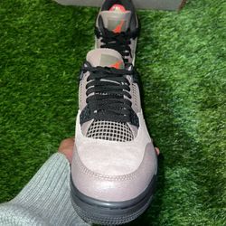 Jordan Retro 4 Taupe Haze 