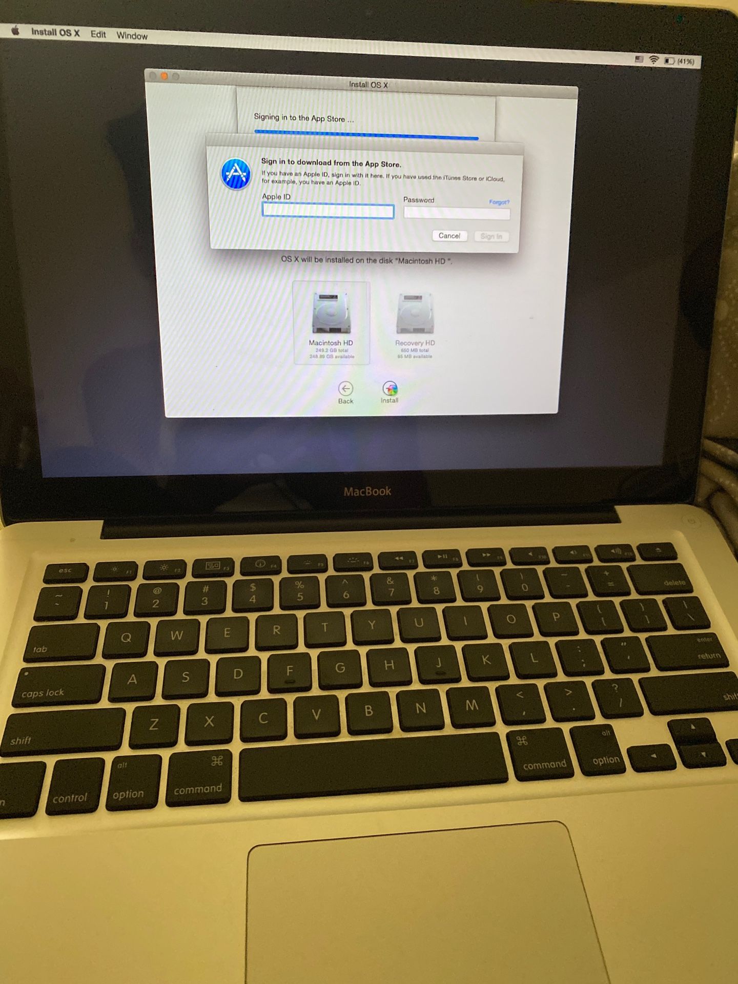 Used MacBook Ready For SetUp