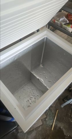 White Deep freezer