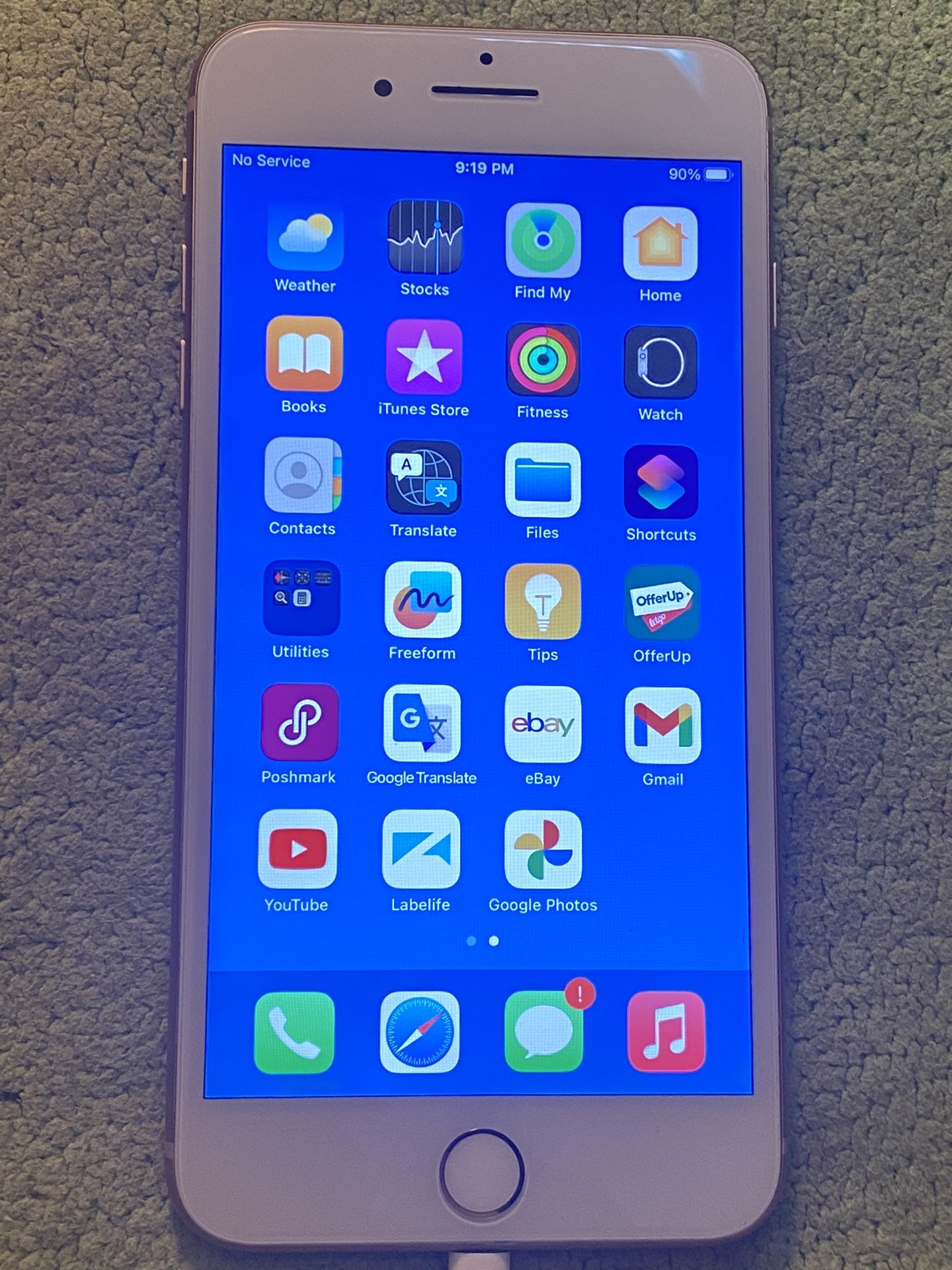 Apple iPhone 8 plus 256GB Unlocked/ T-mobile / In Pink Color. Cash Only *