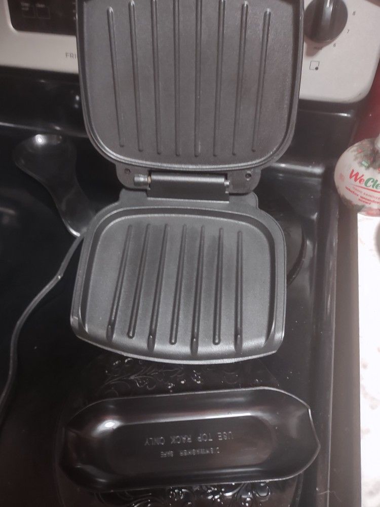 Toaster & Foreman Grill for Sale in Columbus, OH OfferUp
