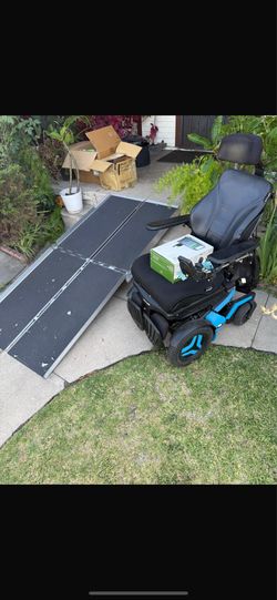 Electric wheelchair & ramp