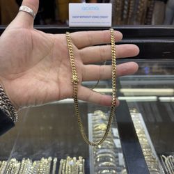 14k Cuban Chain 🎅 We Buy Gold 14k $70 X Gram