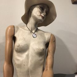 Vintage mannequin