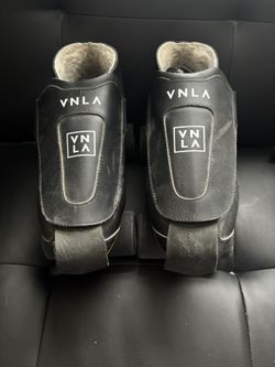 VNLA Roller Skates