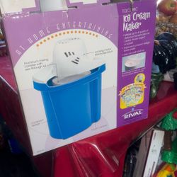 Electric Ice Cream Maker Like New