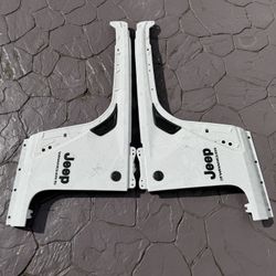 Jeep wrangler fender white with emblem