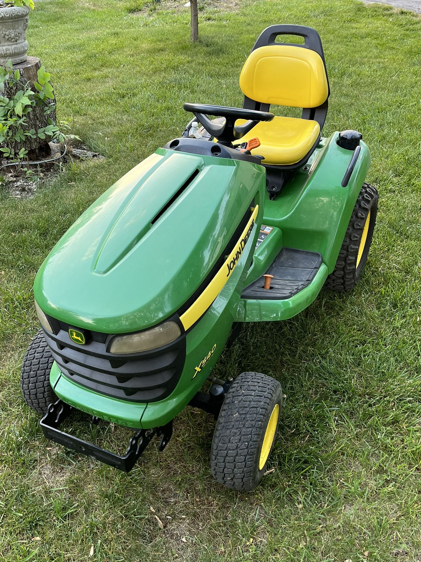 John Deere X540 MultiTerrain Garden Tractor for Sale in Oakbrook Terrace, IL OfferUp