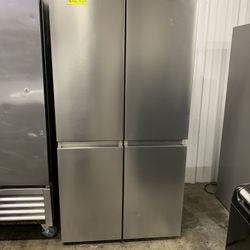 REFRIGERATOR 