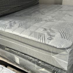Queen size mattress pillow top 12”.     New mattress.     All sizes available.     Same day delivery