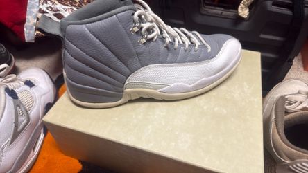 Jordan 12 stealth
