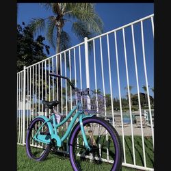 New Beautiful Teal/purple 🌸 Beach Cruiser Petite Ladies Women’s Girls Bike Bicycle
