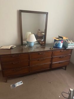 Bedroom set