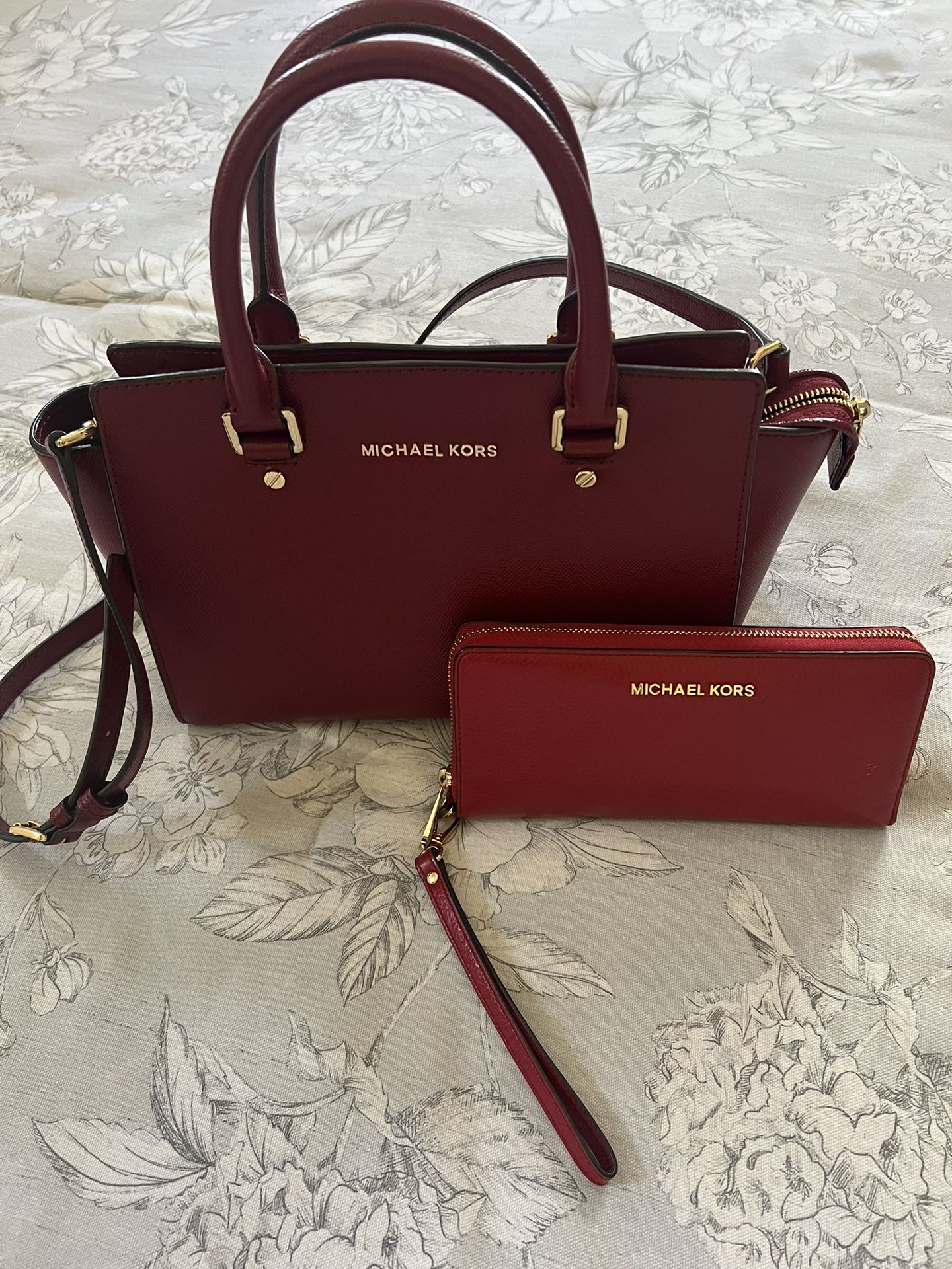 Michael Kors Handbag And Wallet