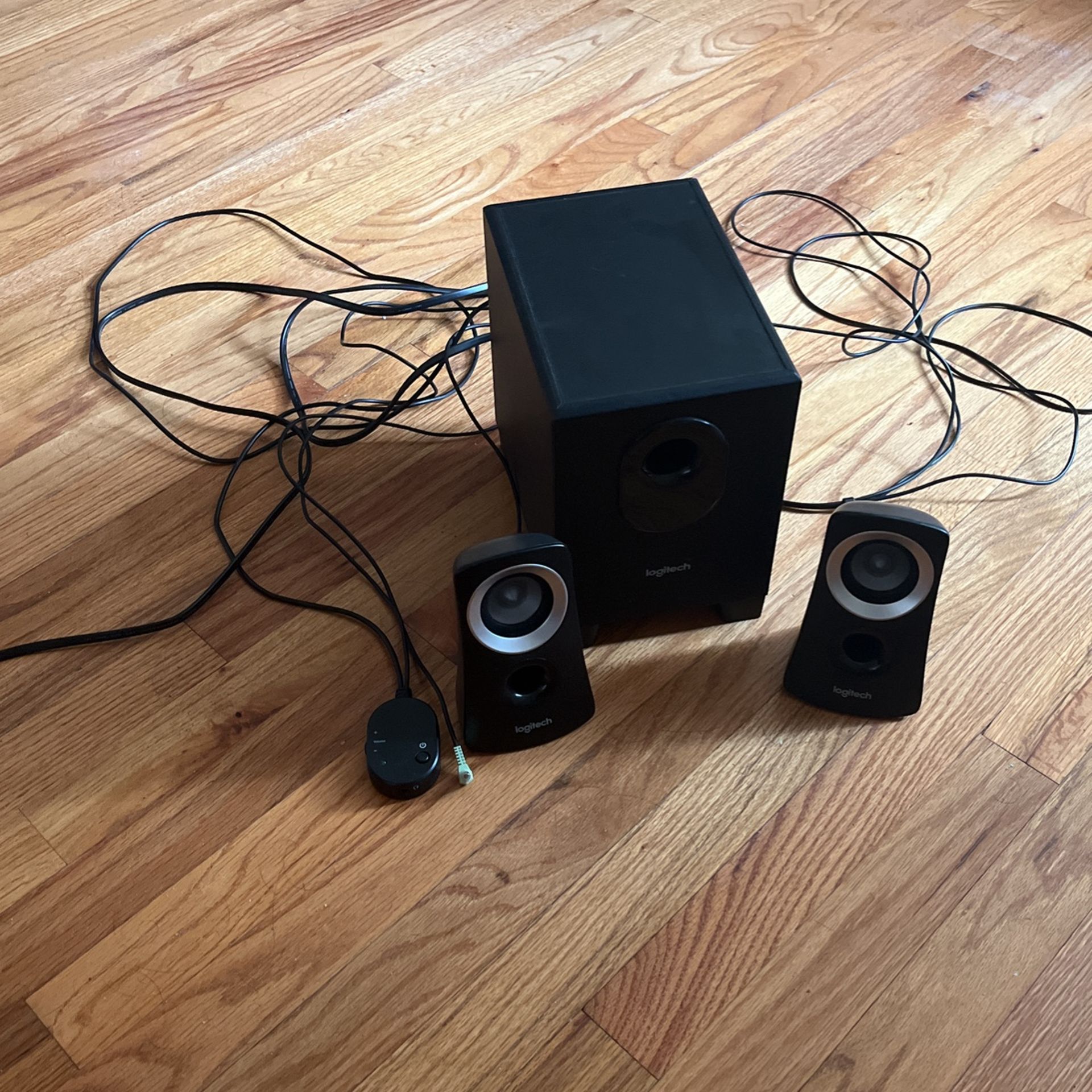 Speakers And Subwoofer