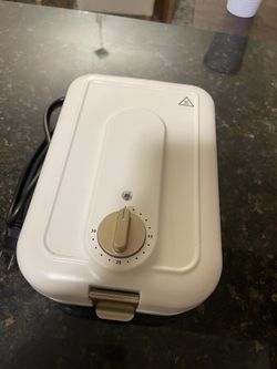 Panini Maker With Interchangeable Plates