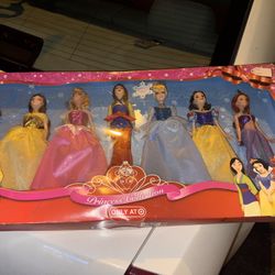 Disney Princess Doll Collection