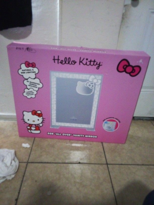 Impression Hello Kitty Vanity With Rainbow Lights