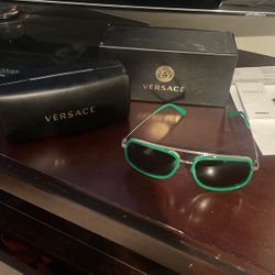 Versace Aviators!!!! Authentic!!!! 
