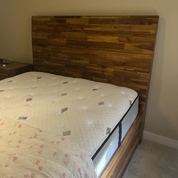 Bedroom Furniture Set
