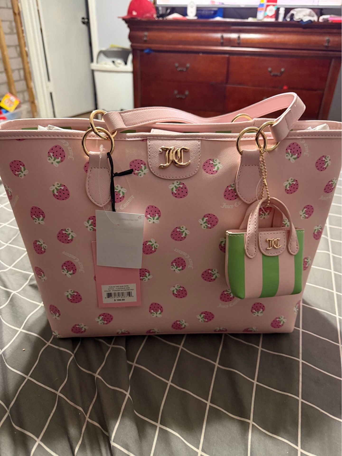 Juicy couture