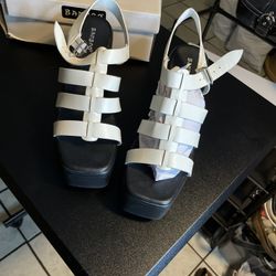 Platform Heels 4$