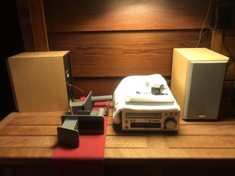 LIKE NEW OLDER MINT CONDITION ONKIO POWERFUL GREAT SOUNDING MINI STERIO SYSTEM. WORKS LIKE NEW ALMOST NEVER USED SENSE NEW. RARE FIND! 250.00