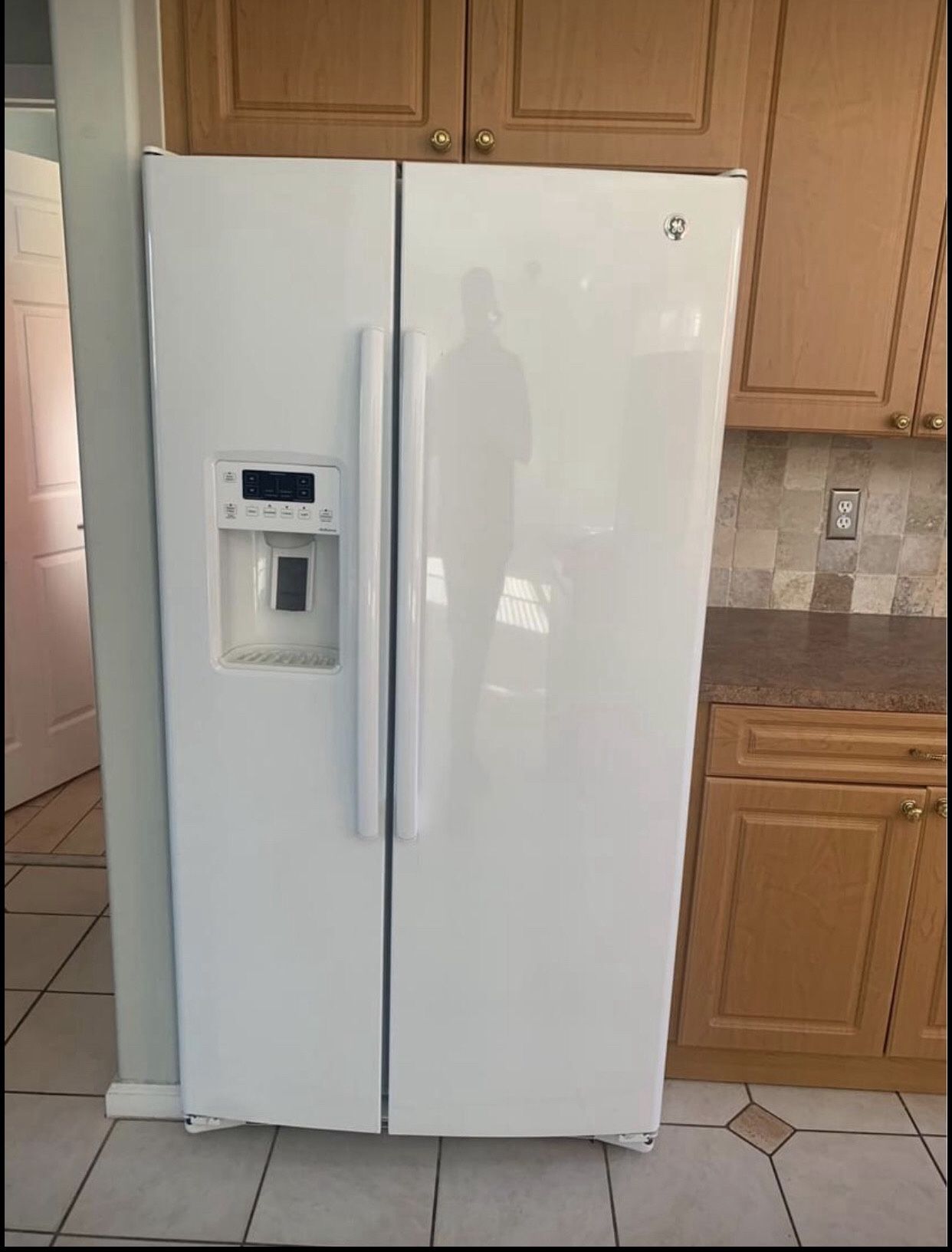 Microwave Fridge, Stove, And Dishwasher