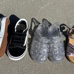 Toddler Size 5 Shoe Bundle – Vans & Baby Gap Sandals