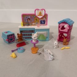 Barbie Chelsea Doll Pet Vet Playset with Animals