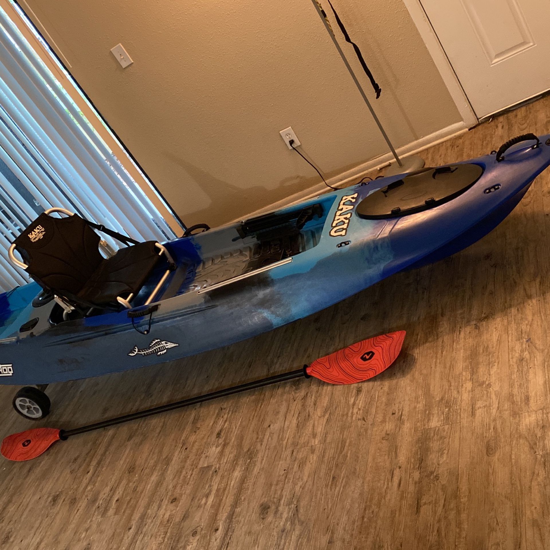 Kaku Wahoo 12.5ft Kayak (NEEDS TO GO)