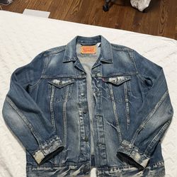 Levi ’s denim jacket