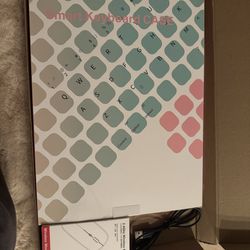 Ultimate Work-from-Anywhere Bundle: iPad Pro 13" M4 Smart Keyboard Case + Mouse
