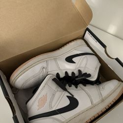 Nike Air Jordan 1 mid(gs)