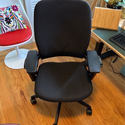 Steelcase Leap V2 Office Chair Fully Loaded