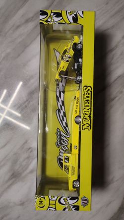 M2 Machines Mooneyes Die-Cast Car Set