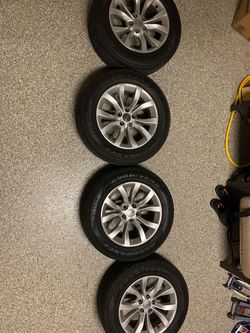 Chrysler 300 OEM Wheels & Goodyear Tires – Set of 4 – 245