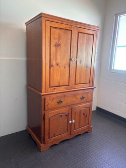 Armoire