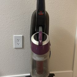 Bissell Clean View Vacuum Cleaner 