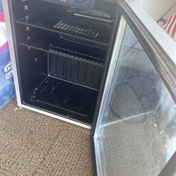 Mini Fridge 