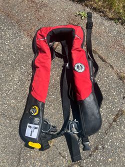 Mustang Survival Elite 190 Inflatable PFD Red/Black