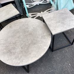 Coffee Table Set Of 3 $90