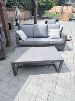 Outdoor furniture set