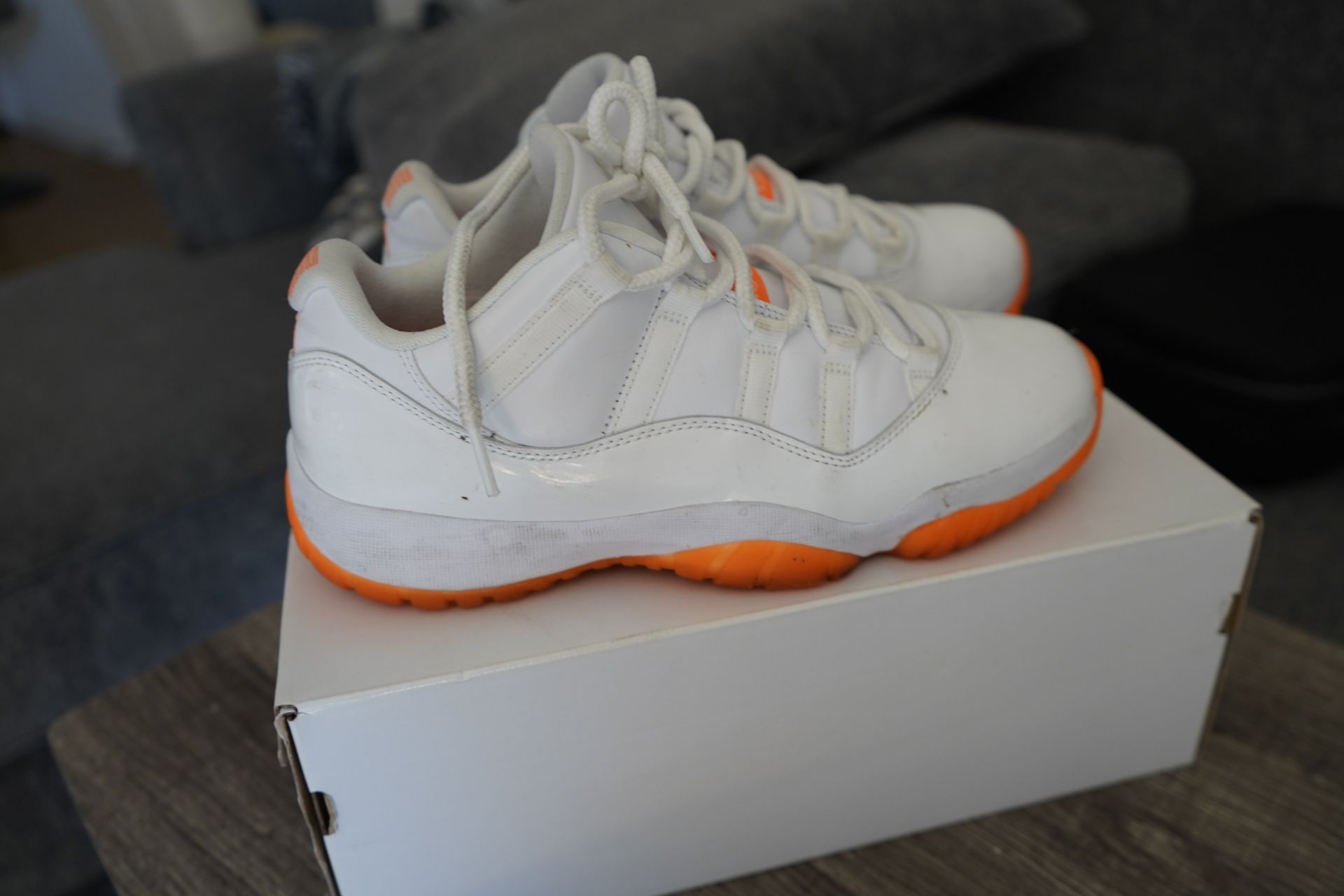 Rare Air Jordan Retro 11 Low (size Men's) Size 11 Women's